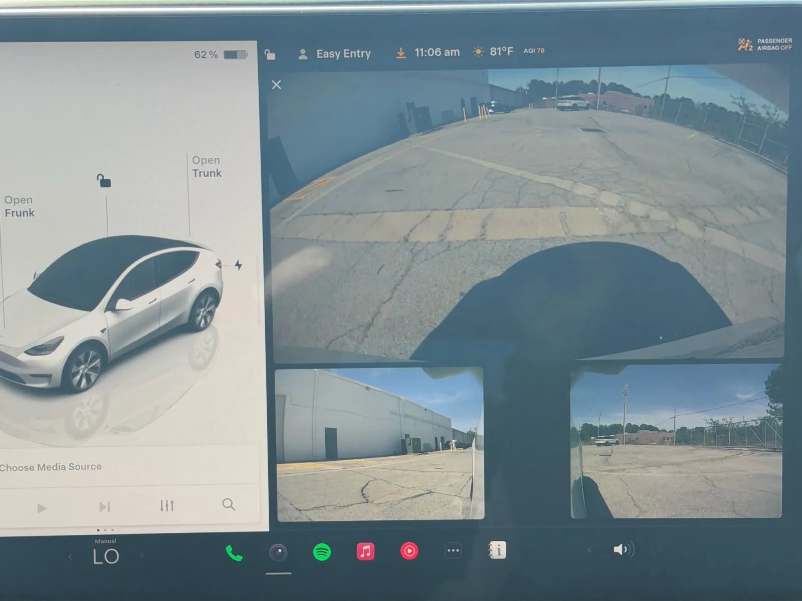 Used 2022 Tesla Model Y Long Range AWD/4WD image 38