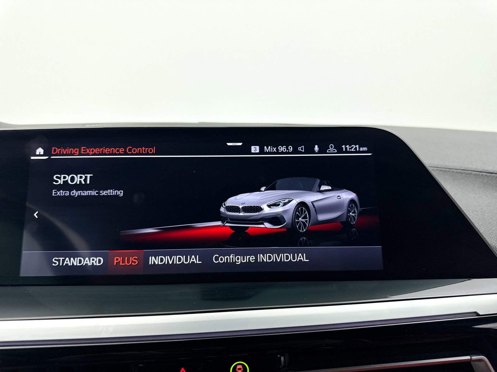 Used 2020 BMW Z4 sDrive30i w/ Premium Package RWD image 9