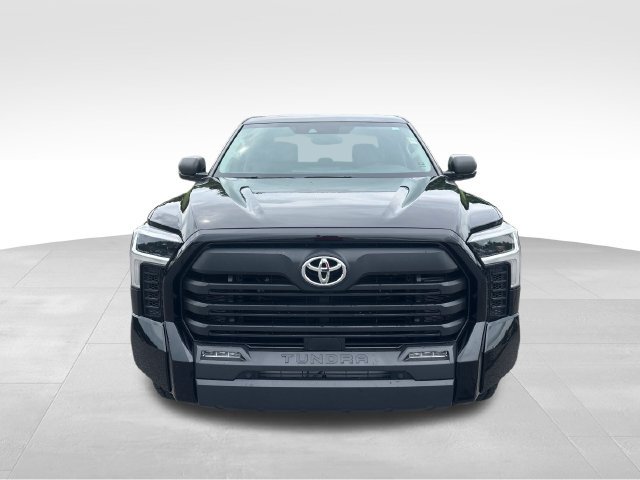 Used 2023 Toyota Tundra SR5 w/ SR5 Premium Package AWD/4WD image 8