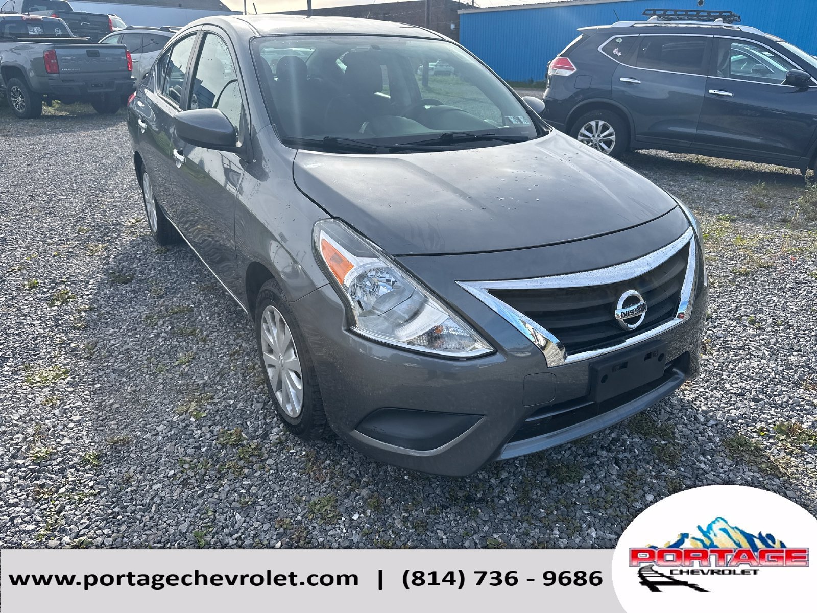 Used 2019 Nissan Versa SV FWD image 8