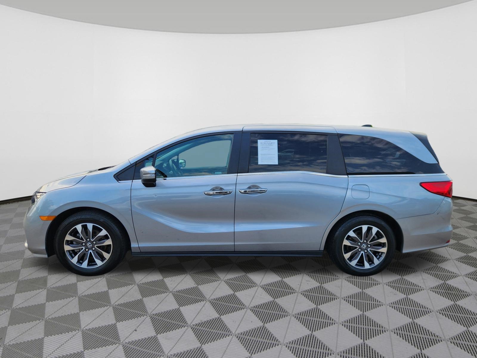 Certified 2023 Honda Odyssey EX-L image 5