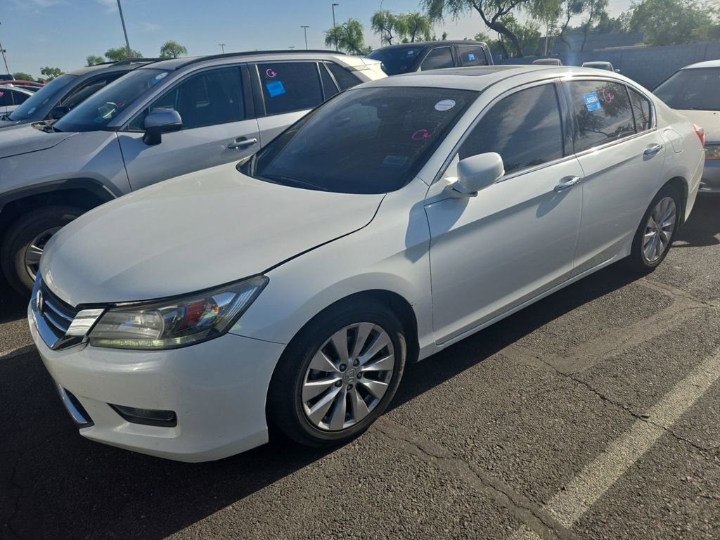 Used 2014 Honda Accord Touring image 1
