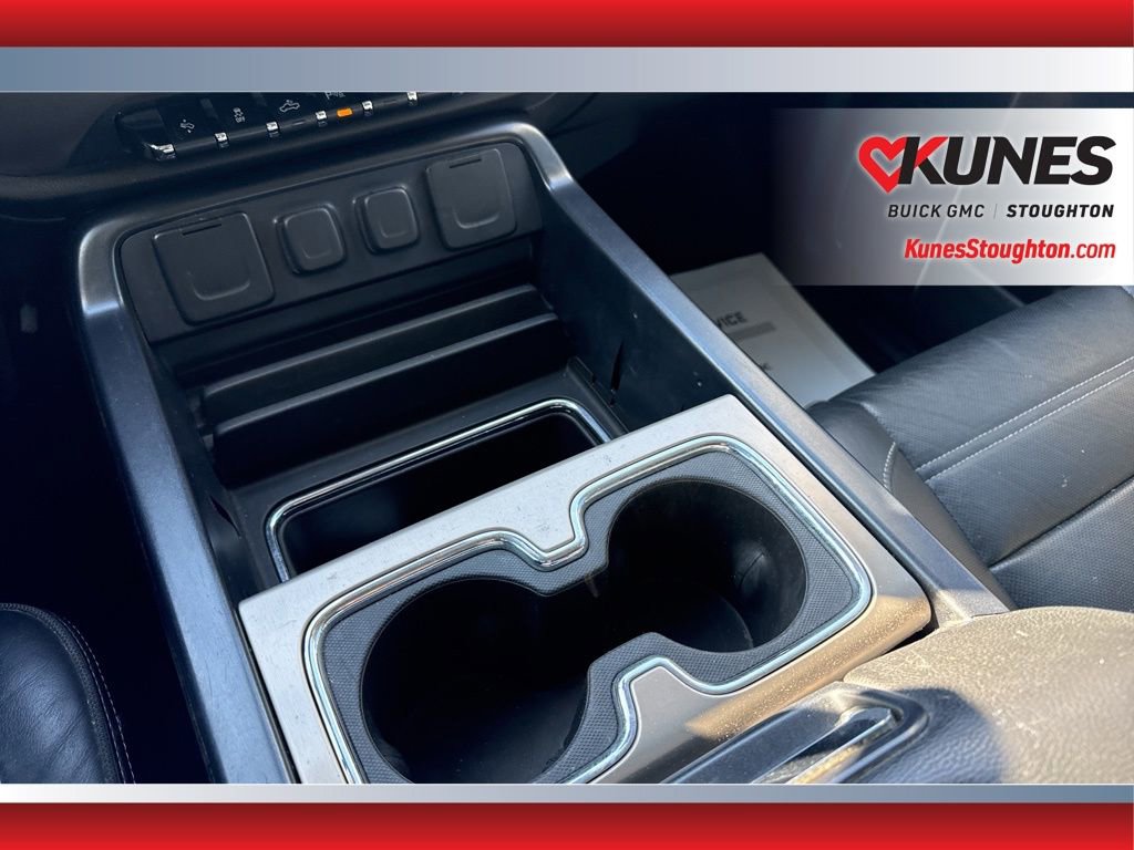 Used 2015 GMC Sierra 2500 Denali w/ Driver Alert Package image 33