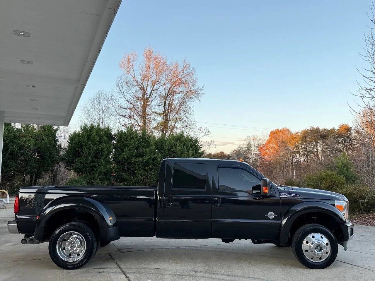 Used 2015 Ford F450 Lariat w/ Lariat Ultimate Package image 6