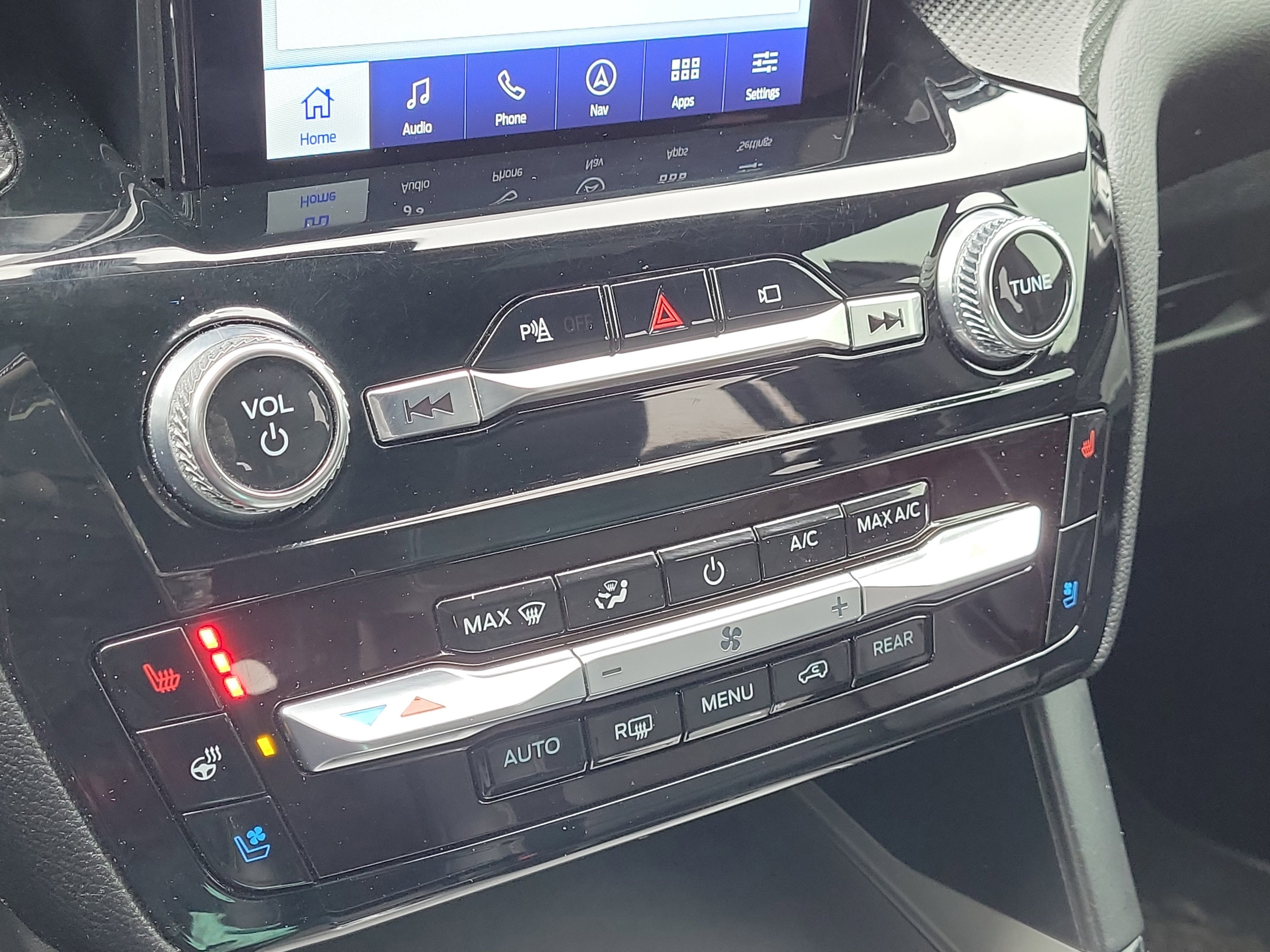 Certified 2022 Ford Explorer ST w/ Equipment Group 401A image 28