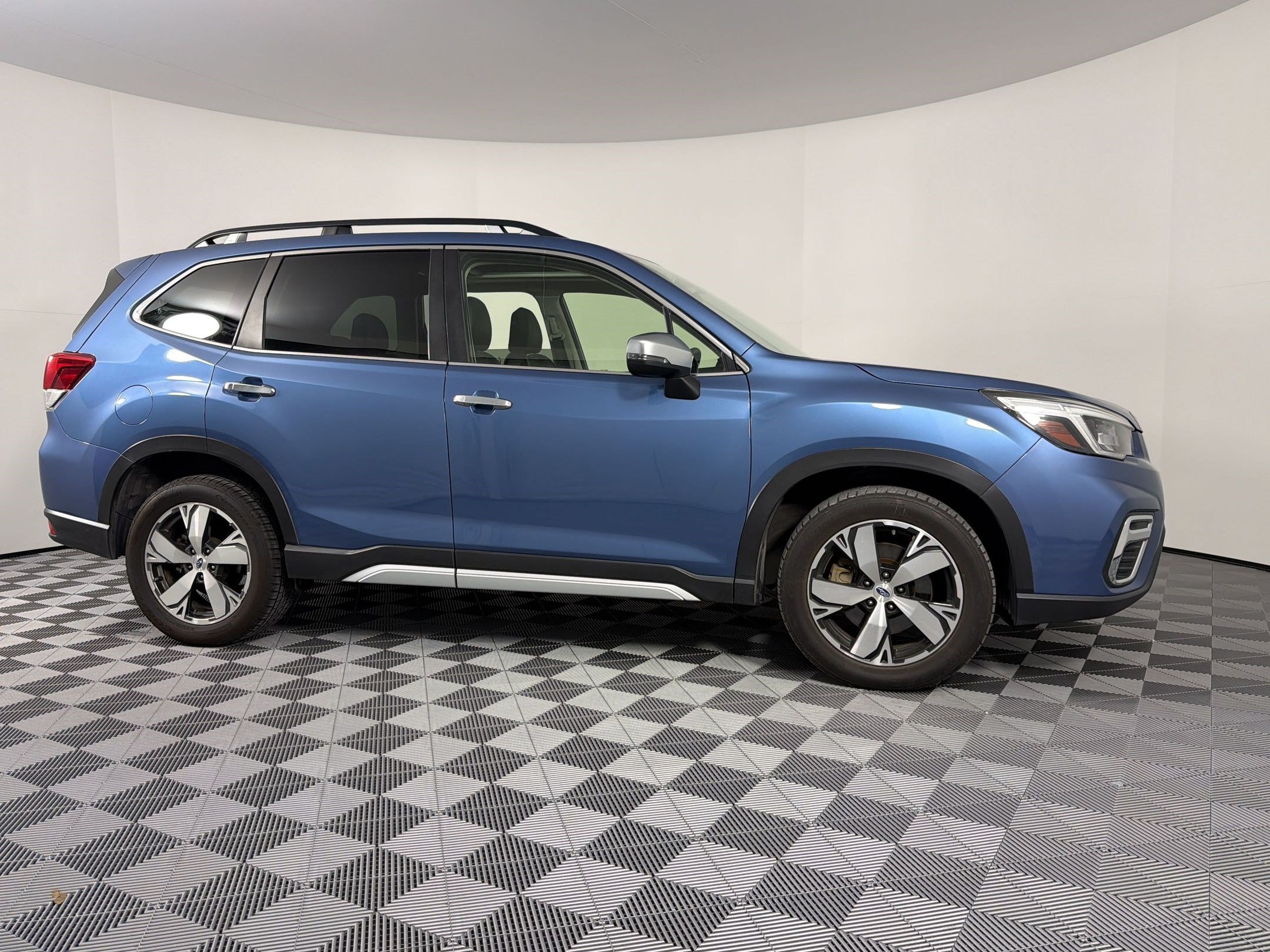 Used 2019 Subaru Forester Touring w/ Popular Package #3 AWD/4WD image 8