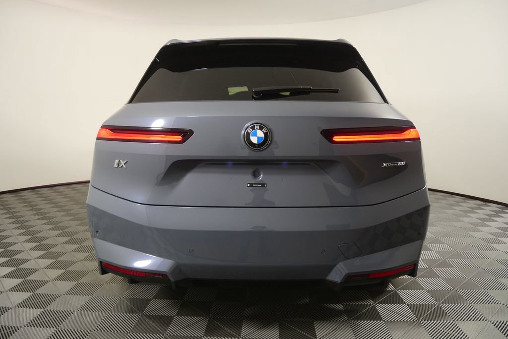 New 2026 BMW iX xDrive60 AWD/4WD image 4