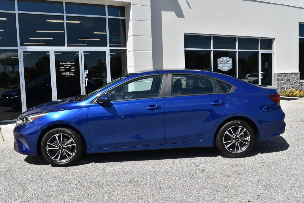 Used 2024 Kia Forte LXS FWD image 4