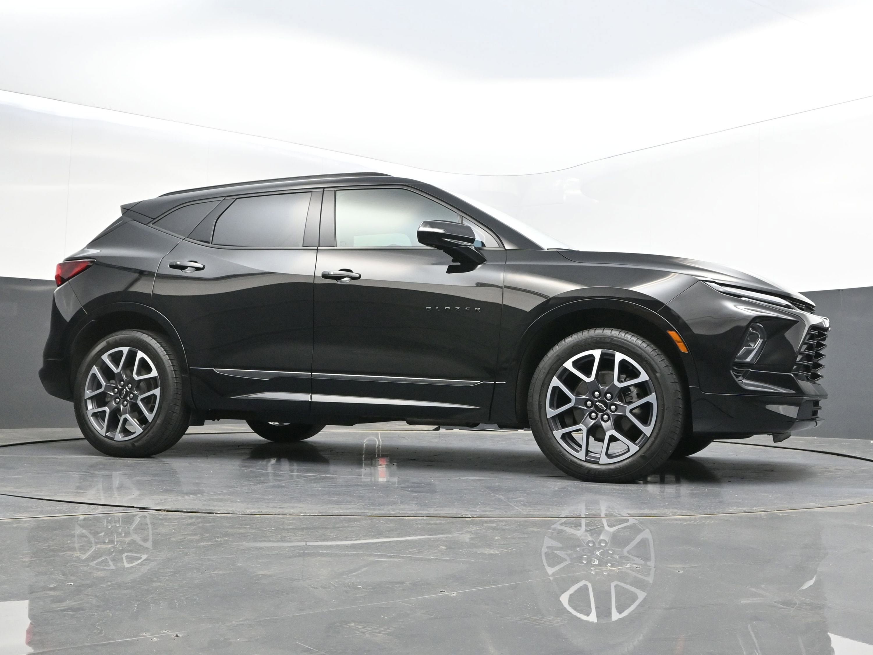Used 2024 Chevrolet Blazer RS w/ Driver Confidence II Package AWD/4WD image 47