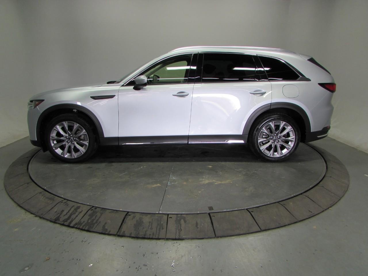 Used 2024 MAZDA CX-90 3.3 Turbo w/ Premium Package image 4