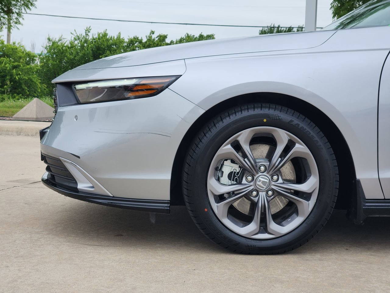 Used 2023 Honda Accord EX-L image 8