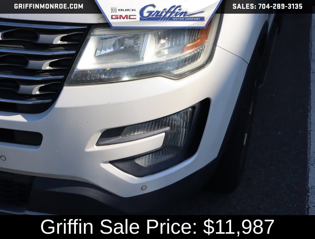 Used 2016 Ford Explorer XLT w/ Equipment Group 202A FWD image 10