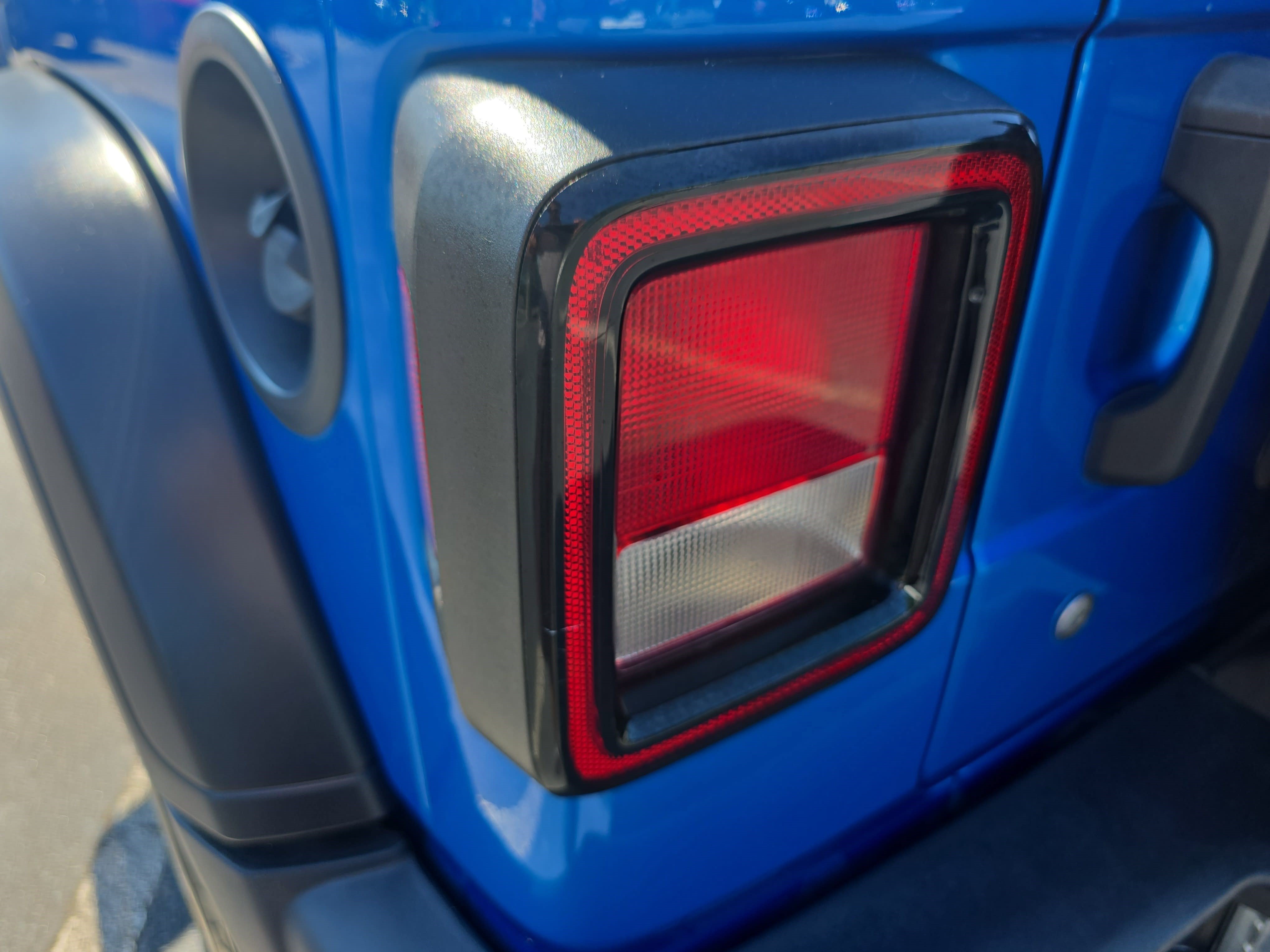 Used 2023 Jeep Wrangler Sport AWD/4WD image 30