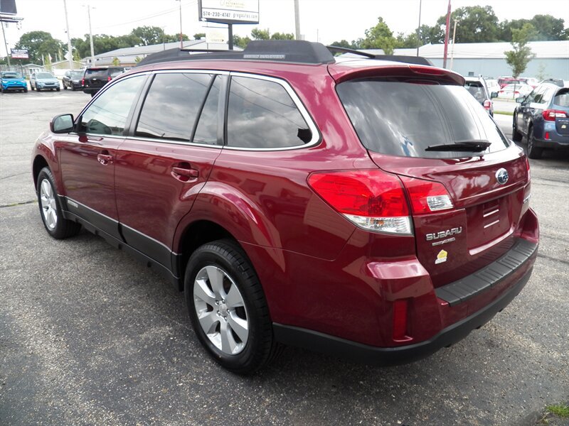 Used 2012 Subaru Outback 2.5i Premium AWD/4WD image 3