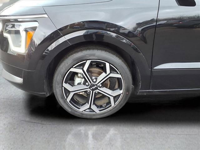 Used 2024 Kia Niro EX Touring image 10