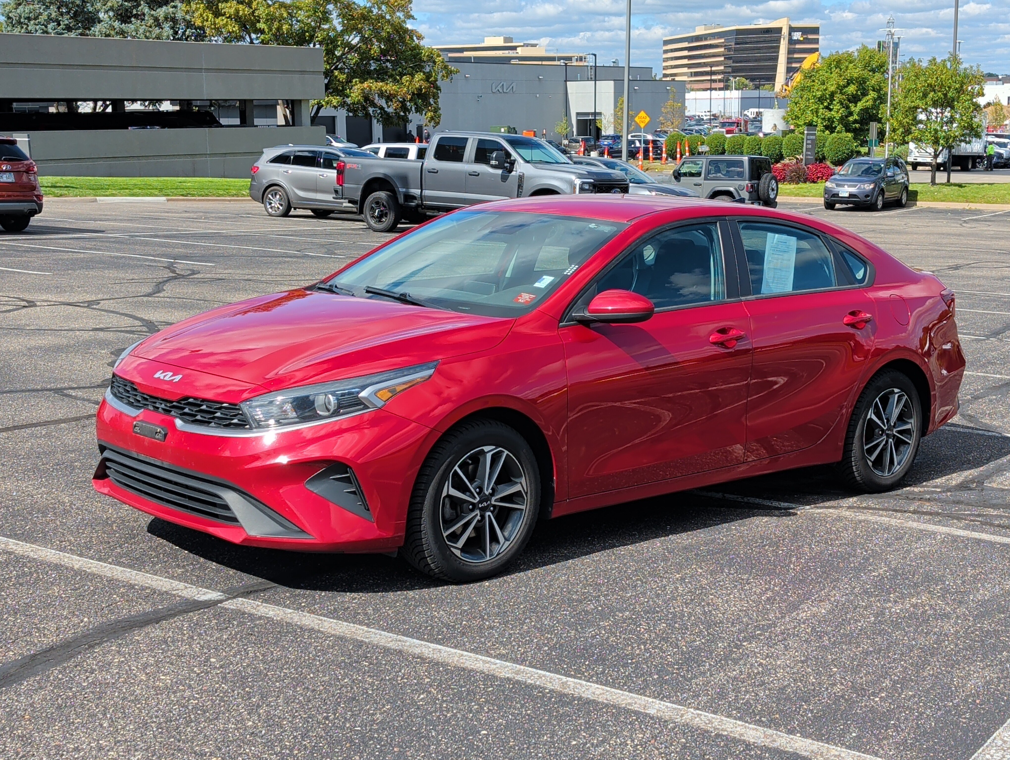 Used 2022 Kia Forte LXS FWD image 2