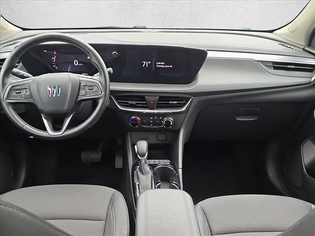 Used 2025 Buick Encore GX Preferred AWD/4WD image 21