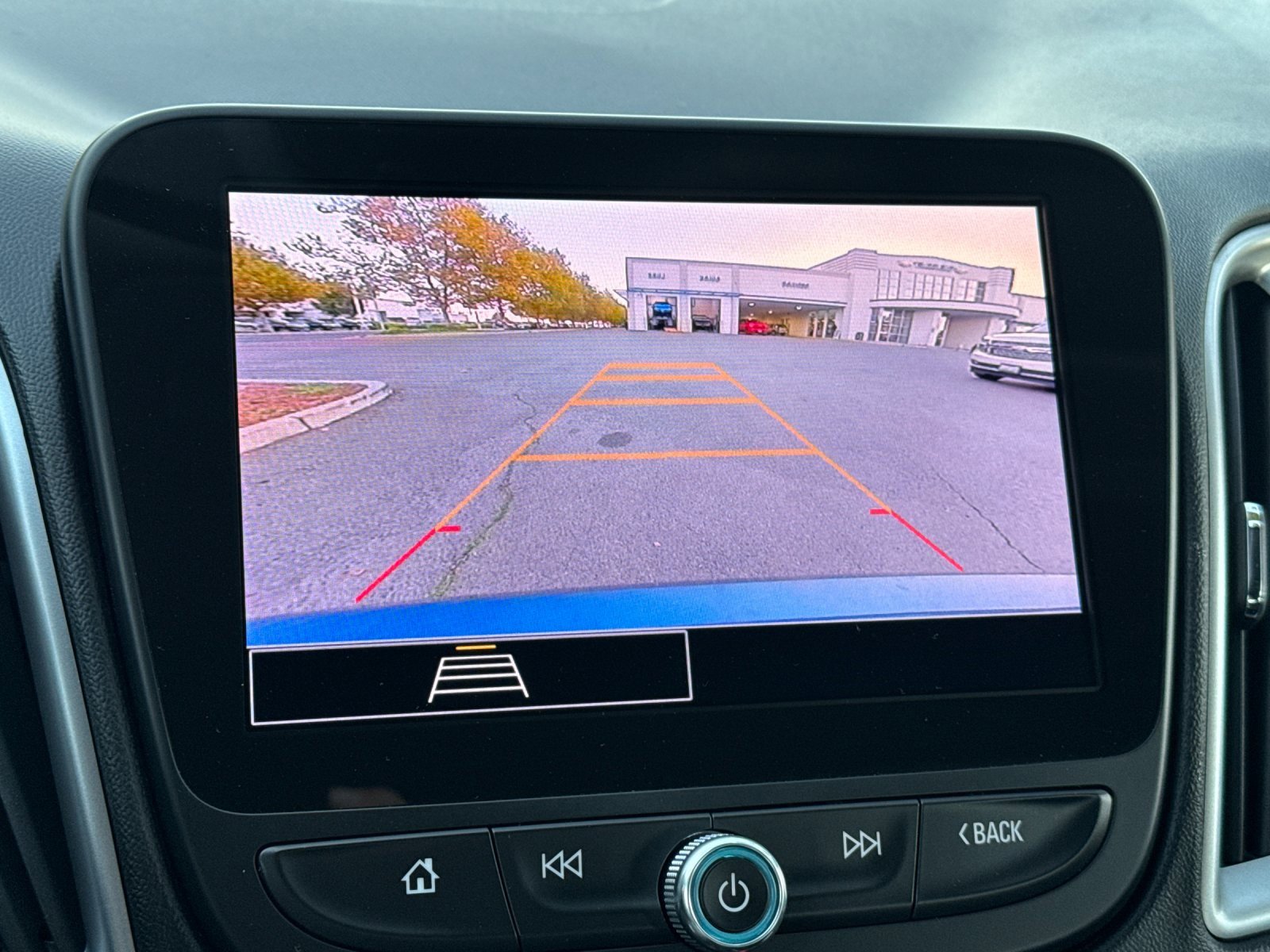 Used 2024 Chevrolet Malibu LT image 21