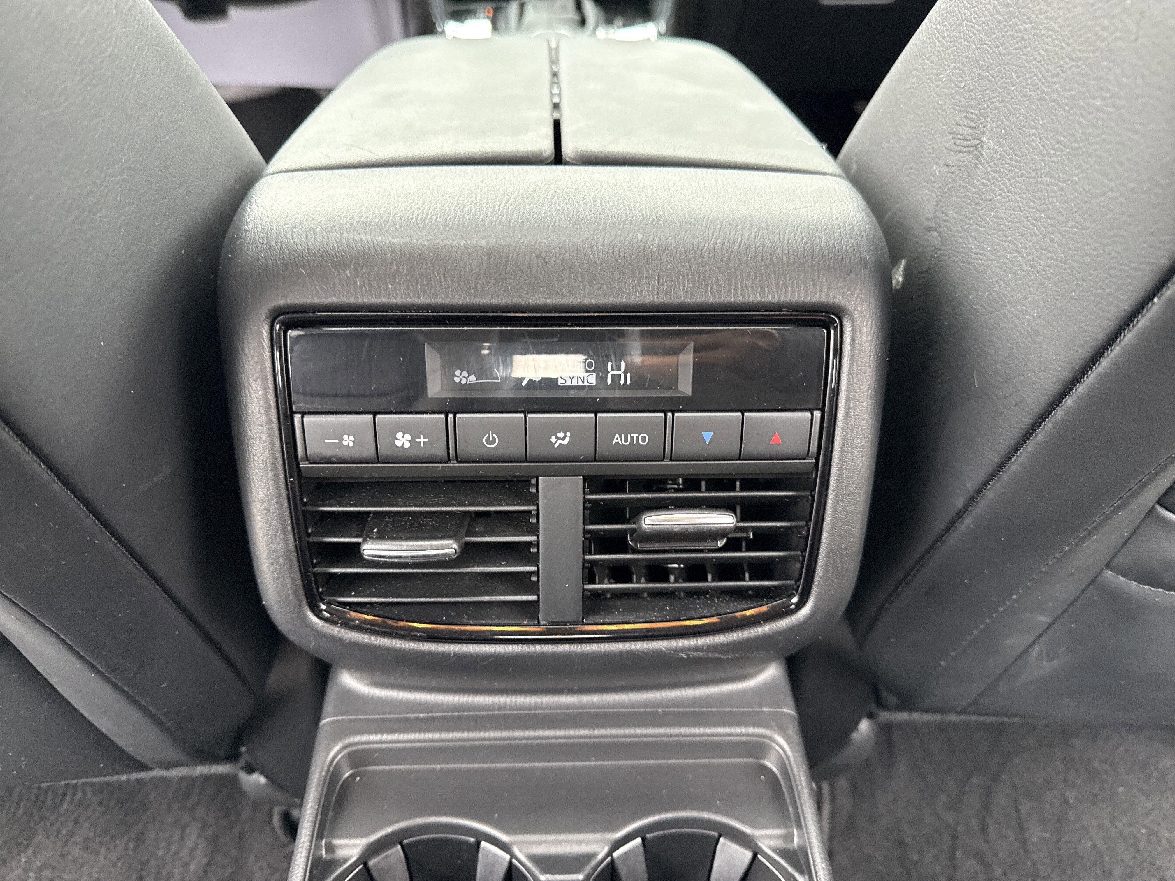 Used 2023 MAZDA CX-9 Touring image 38