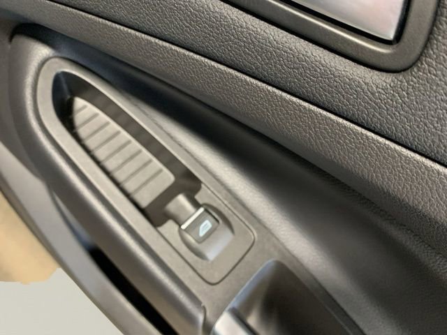 Used 2019 Ford Escape SE AWD/4WD image 25