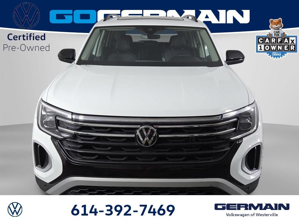 Certified 2025 Volkswagen Atlas Peak Edition SE AWD/4WD image 2