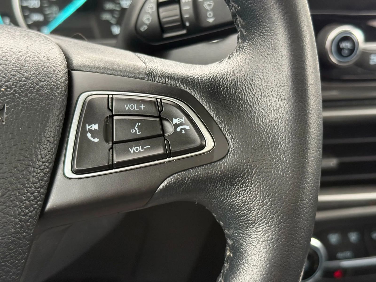 Used 2018 Ford EcoSport SE w/ SE Convenience Package AWD/4WD image 24
