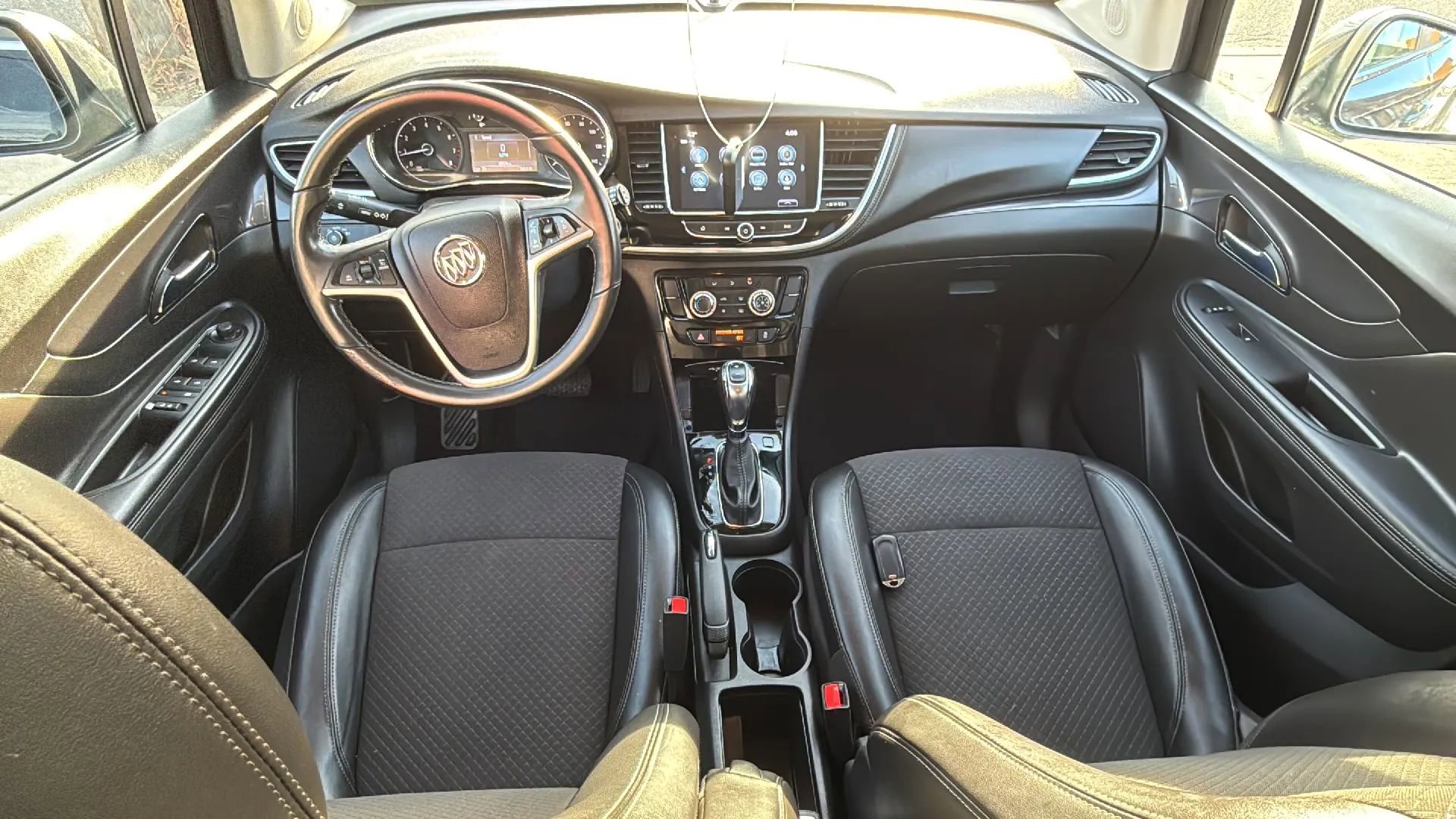 Used 2019 Buick Encore Preferred image 29