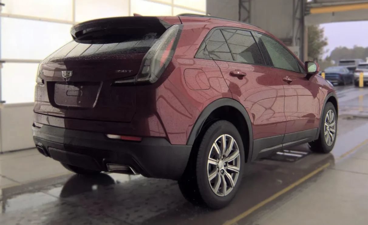 Used 2020 Cadillac XT4 Sport AWD/4WD image 4