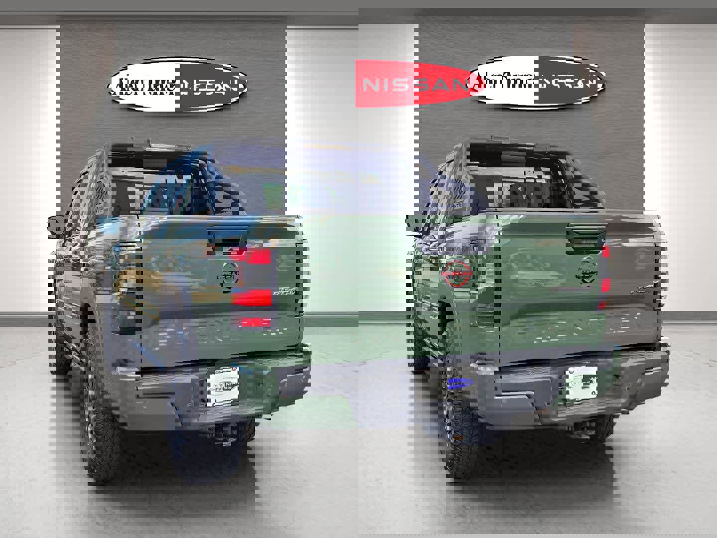 Used 2023 Nissan Frontier PRO-4X w/ Pro-4X Premium Package image 9