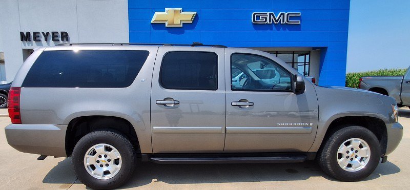 Used 2008 Chevrolet Suburban LT w/ LT Preferred Equipment Group