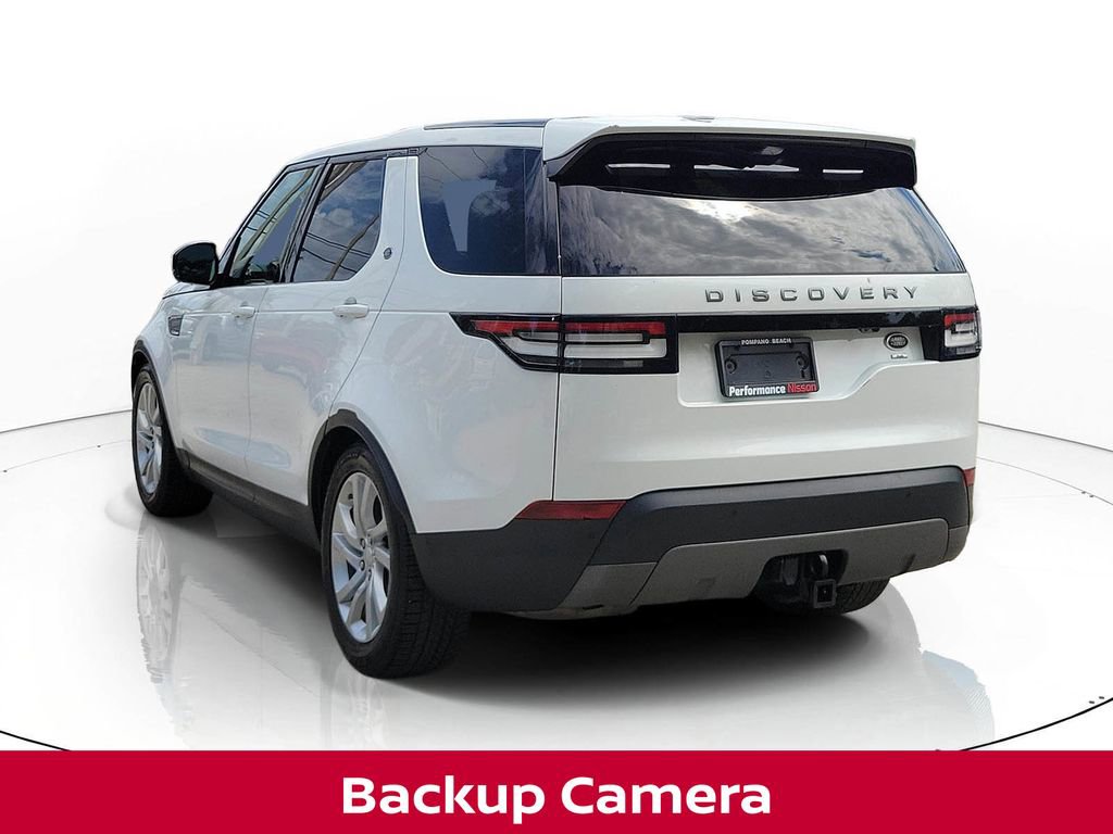 Used 2017 Land Rover Discovery SE AWD/4WD image 4