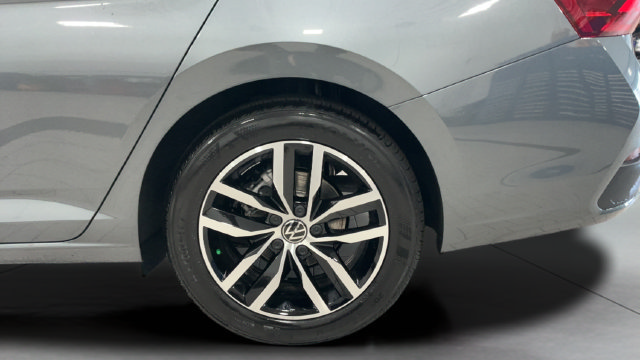 New 2027 Volkswagen Jetta SE FWD image 21