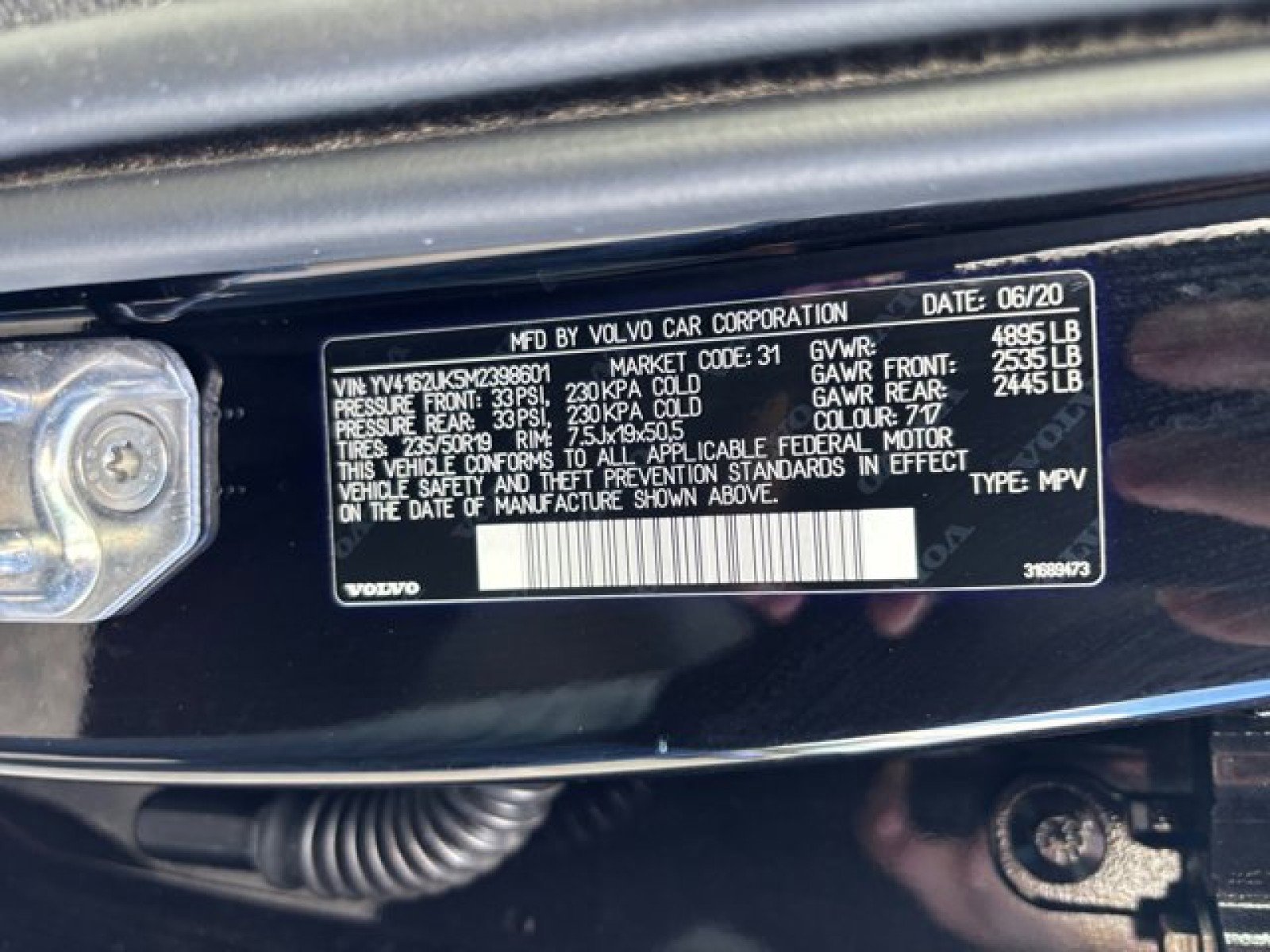 Used 2021 Volvo XC40 T5 Momentum w/ Protection Package Premier image 23