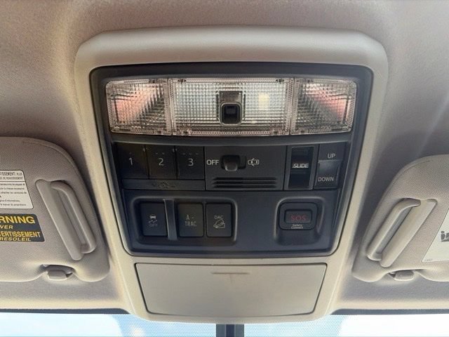 Used 2014 Toyota 4Runner Limited AWD/4WD image 24