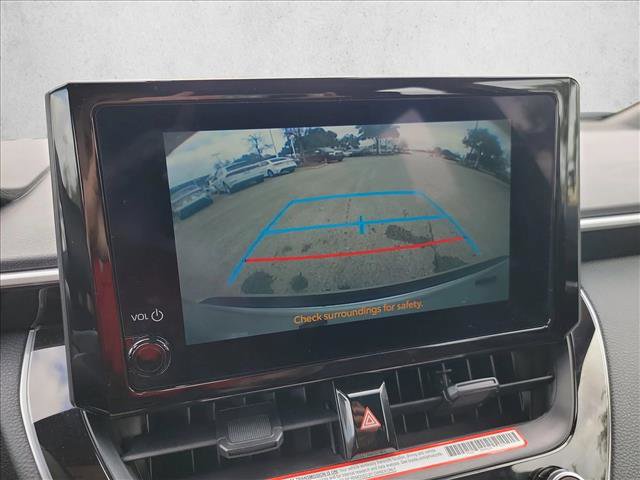 Used 2025 Toyota Corolla SE image 21