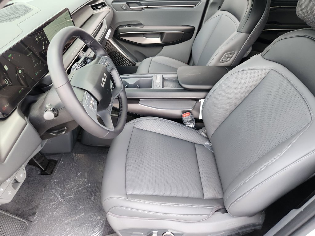 New 2026 Kia EV9 Light RWD image 9