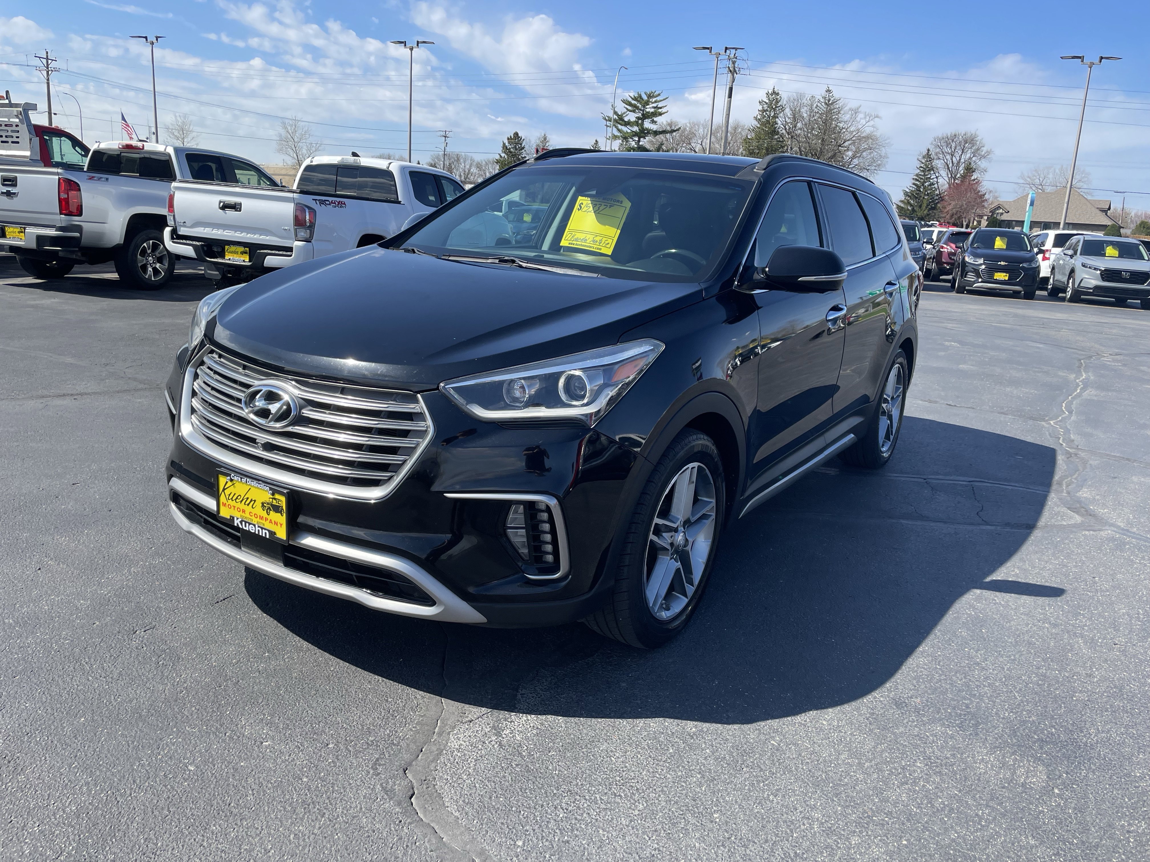 Used 2017 Hyundai Santa Fe Limited AWD/4WD image 4
