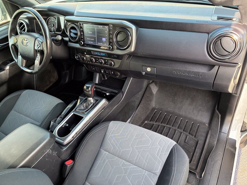 Used 2023 Toyota Tacoma TRD Off-Road AWD/4WD image 31