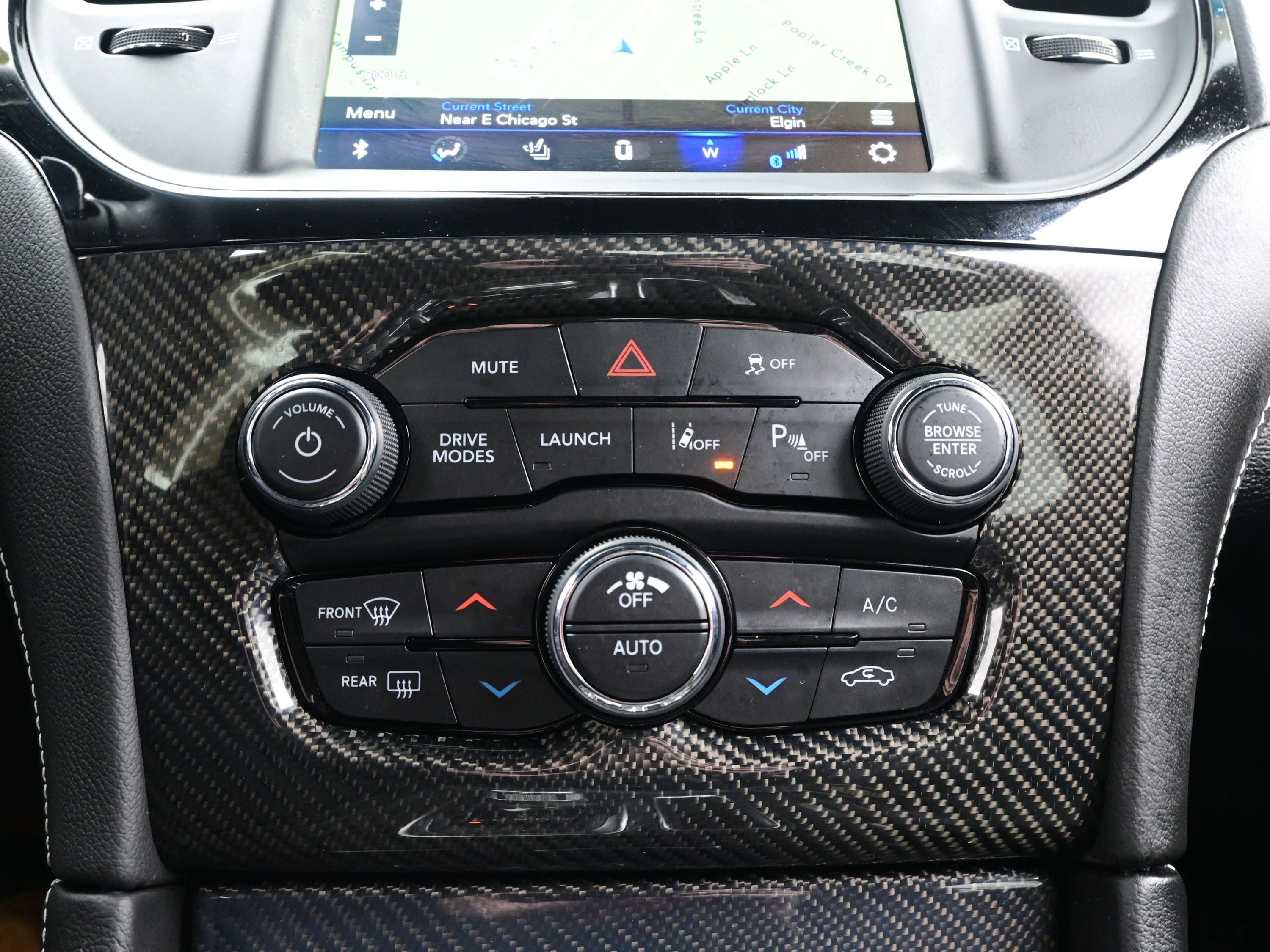 Used 2023 Chrysler 300 C image 22