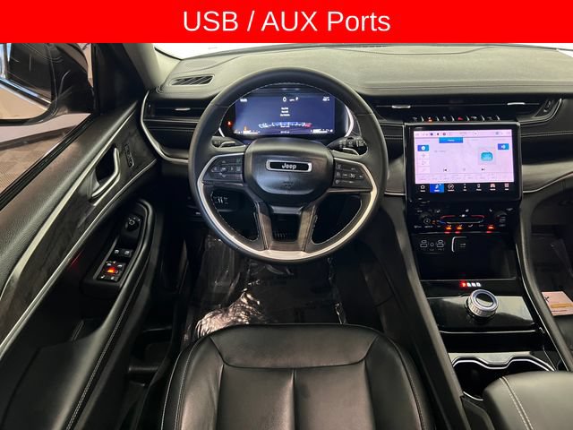 Used 2023 Jeep Grand Cherokee Limited w/ Black Appearance Package RWD image 15