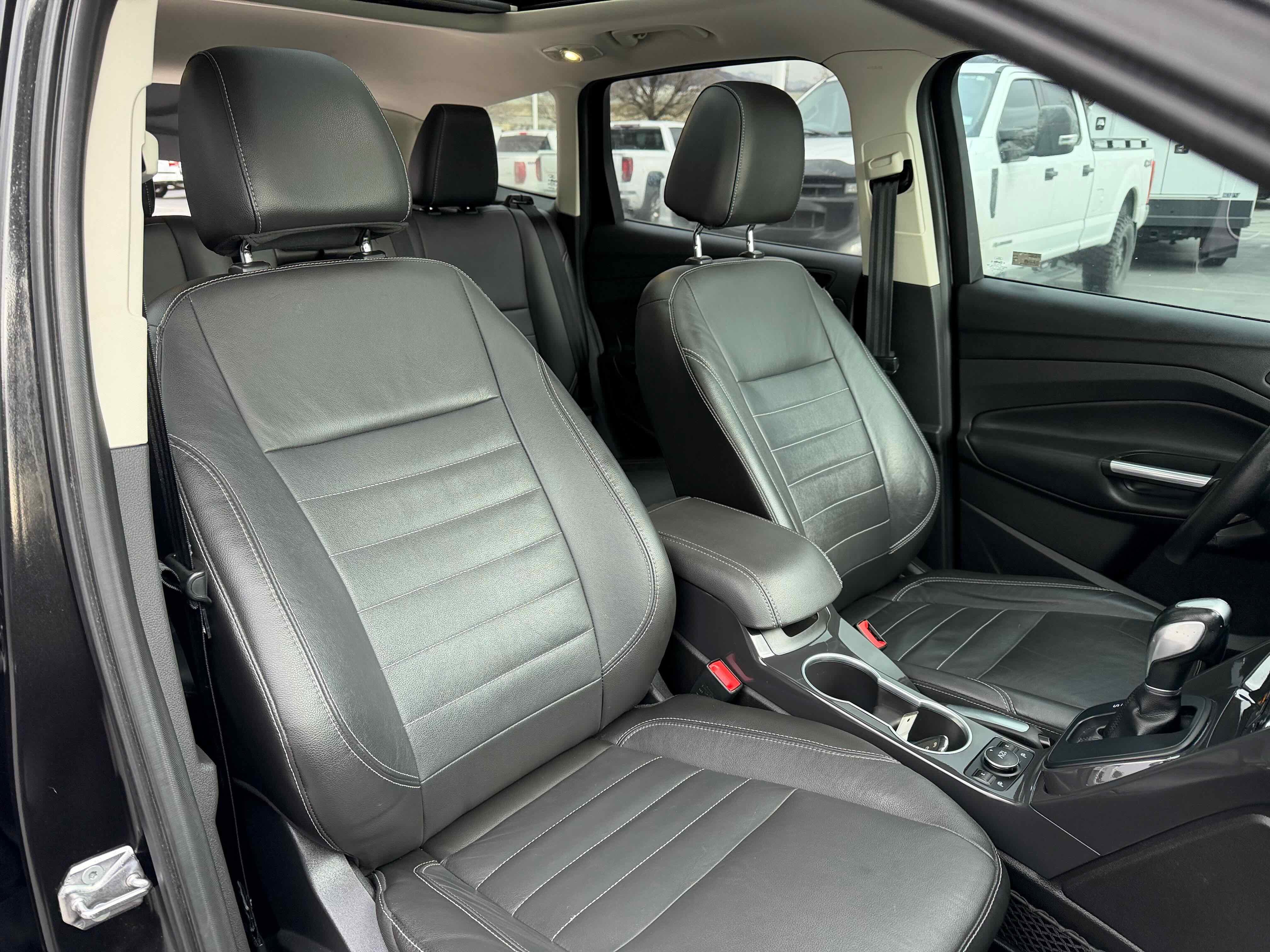 Used 2015 Ford Escape Titanium w/ Equipment Group 301A image 30