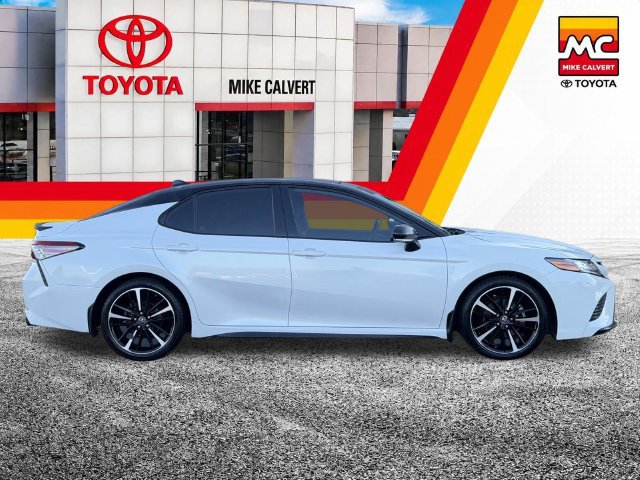 Used 2019 Toyota Camry XSE w/ Navigation Package FWD image 7