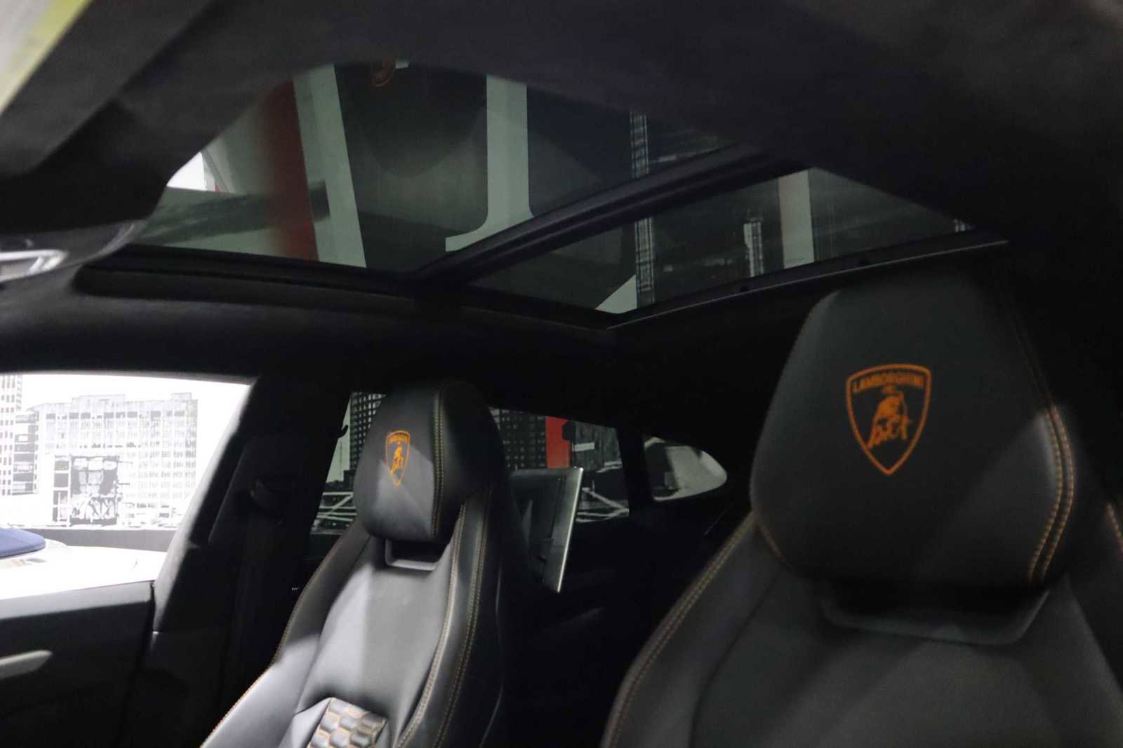 Used 2019 Lamborghini Urus image 29