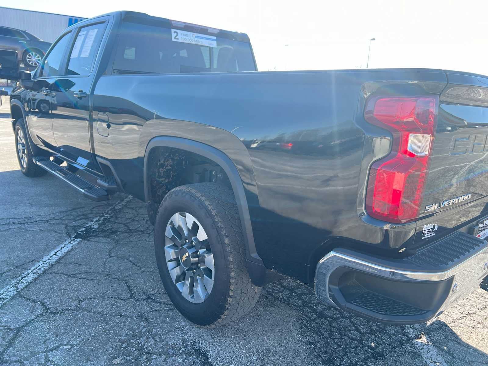 Used 2025 Chevrolet Silverado 3500 LT image 8