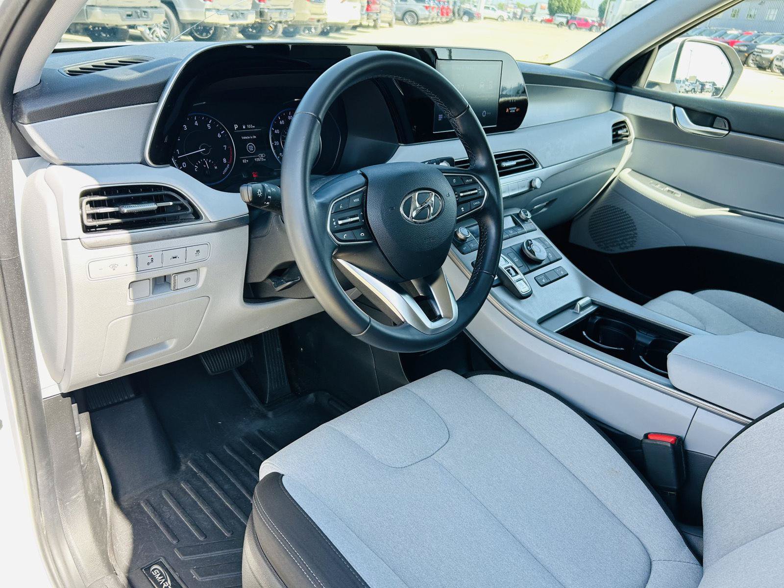 Used 2022 Hyundai Palisade SEL AWD/4WD image 16