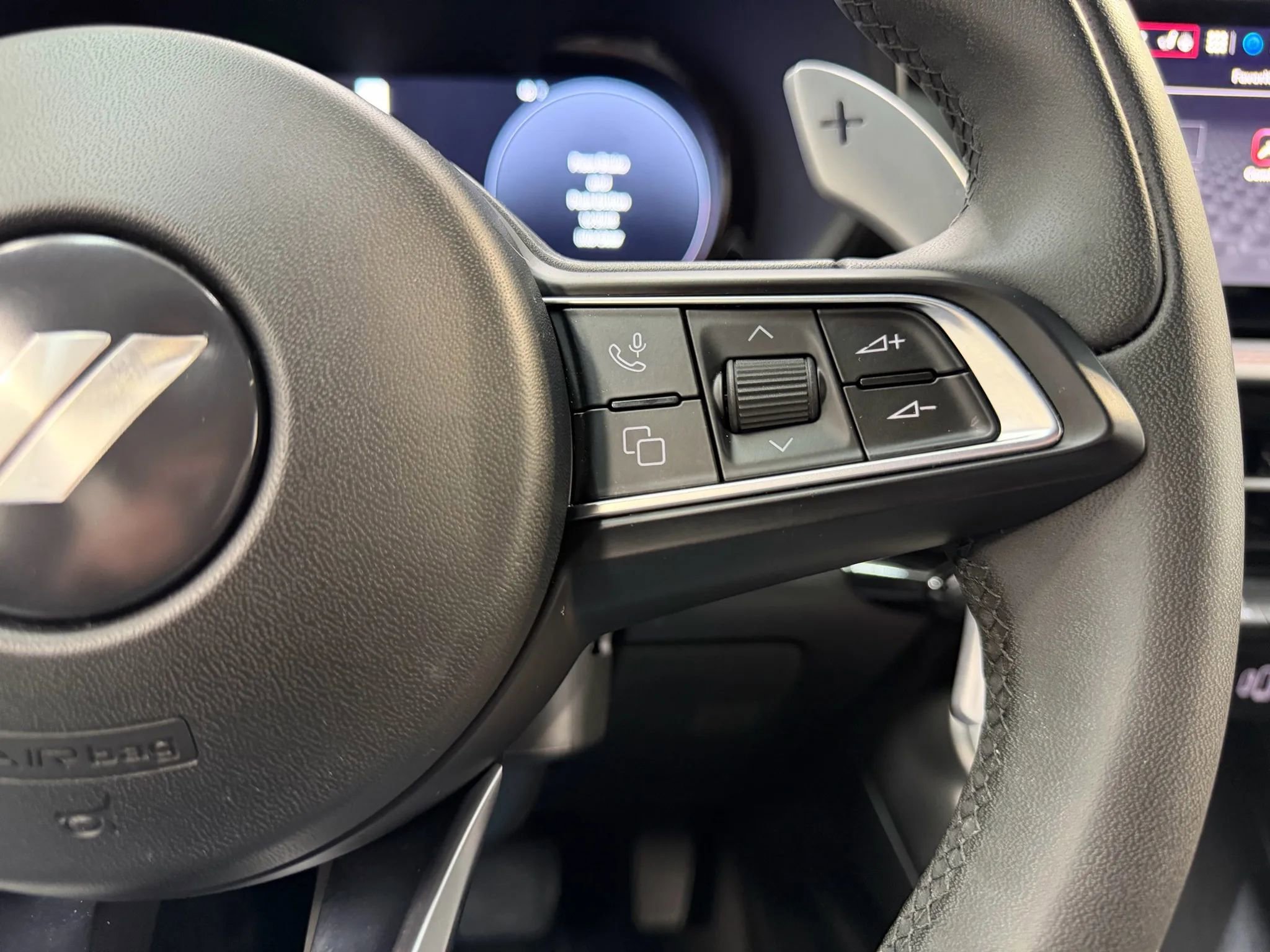 Used 2024 Dodge Hornet R/T image 35