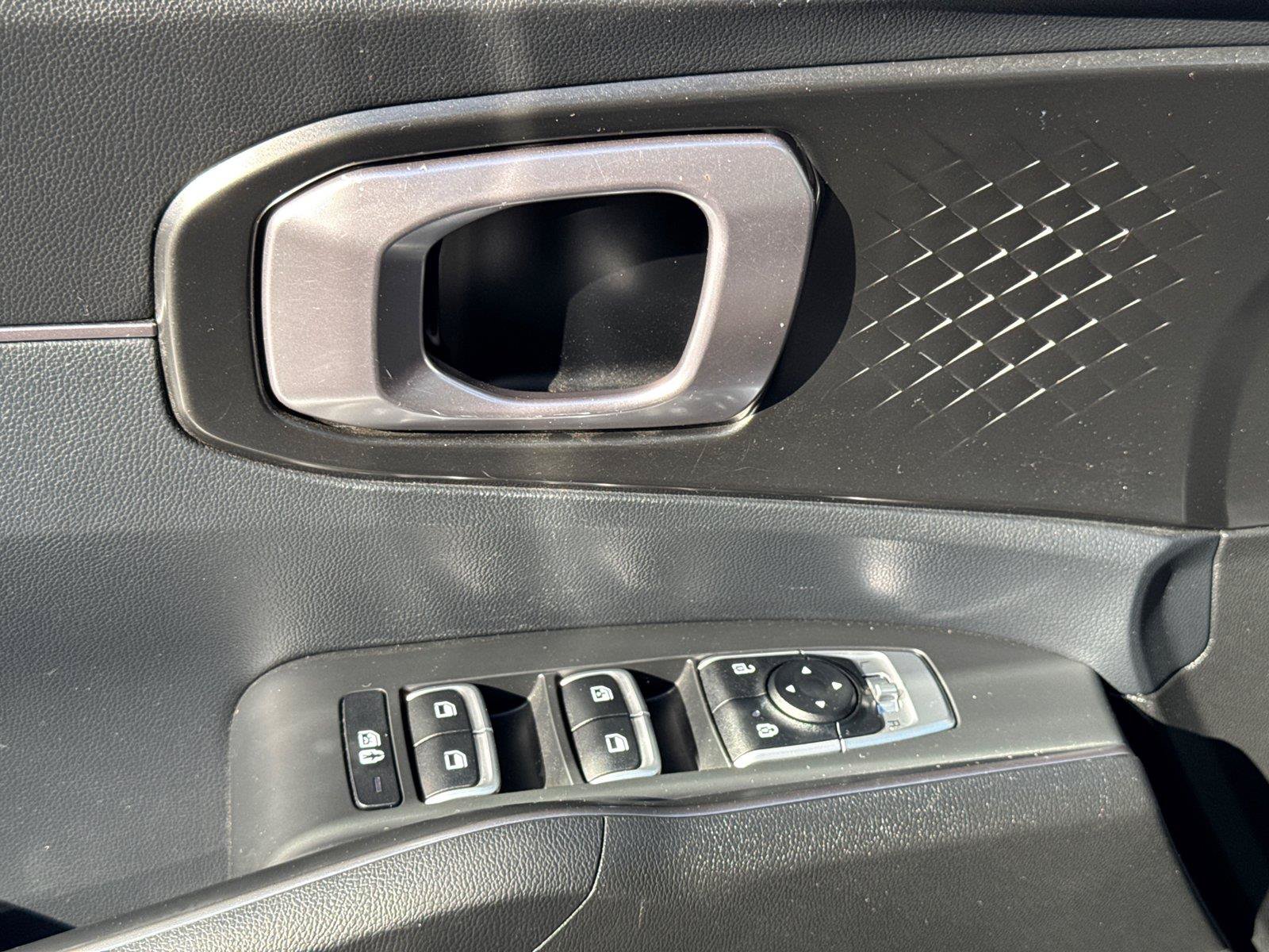 Used 2023 Kia Sorento EX FWD image 30