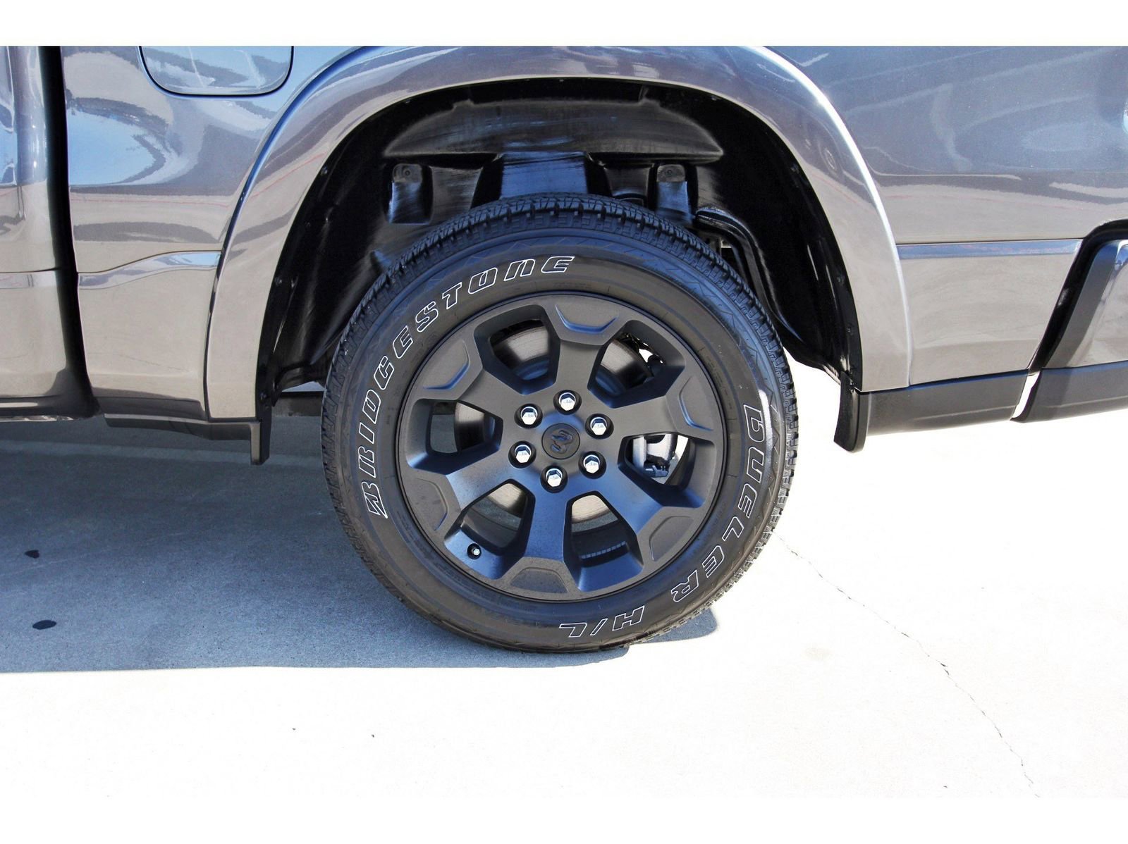 Used 2025 RAM 1500 Lone Star image 31