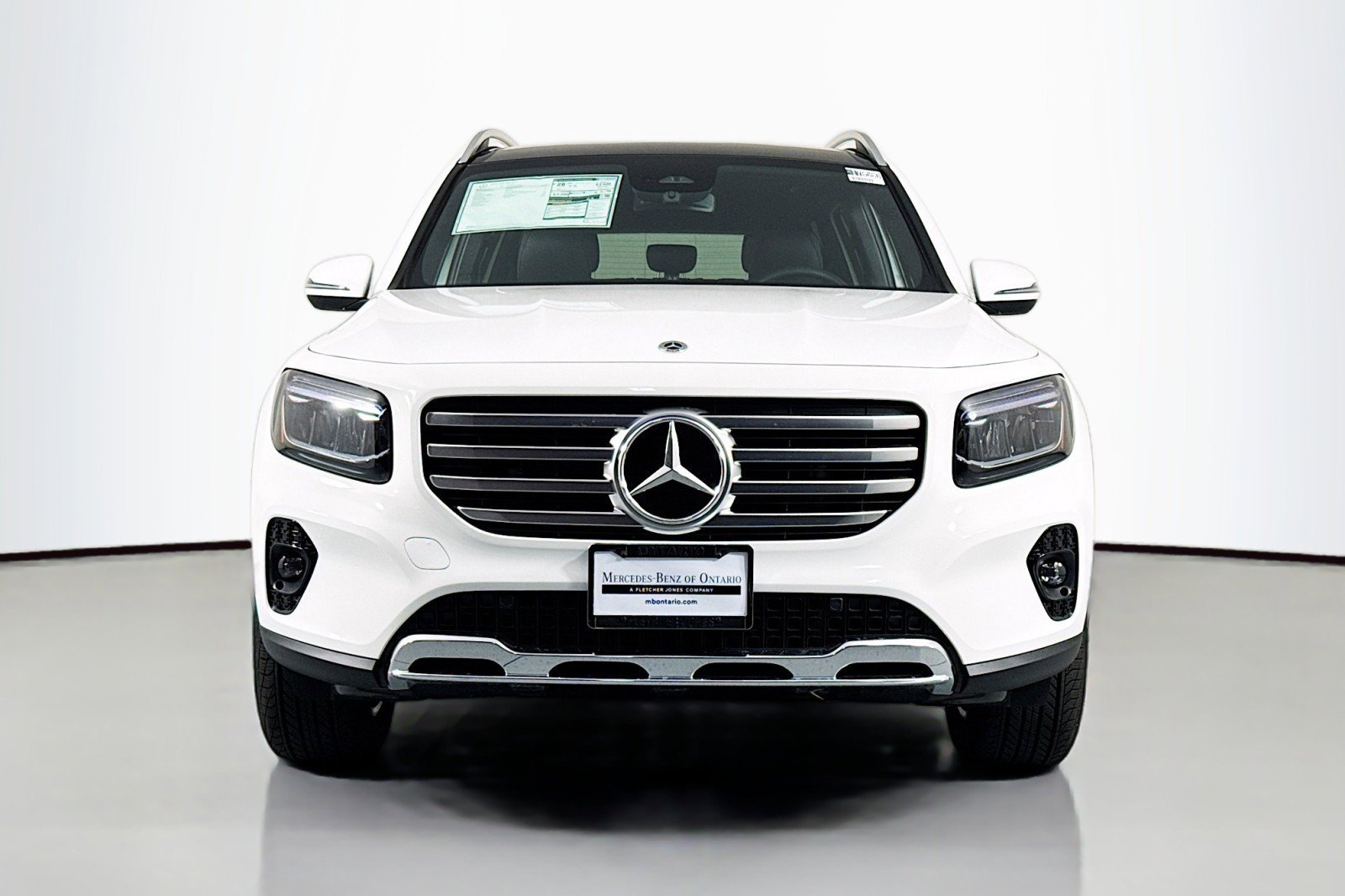 New 2026 Mercedes-Benz GLB 250 image 2