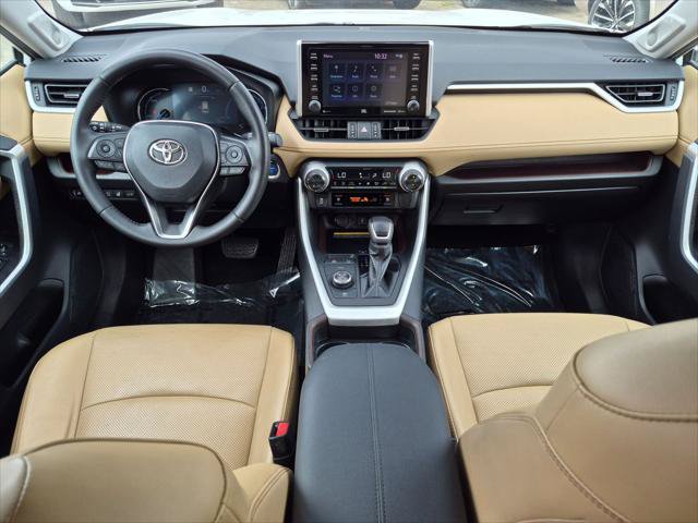 Used 2020 Toyota RAV4 Limited AWD/4WD image 23
